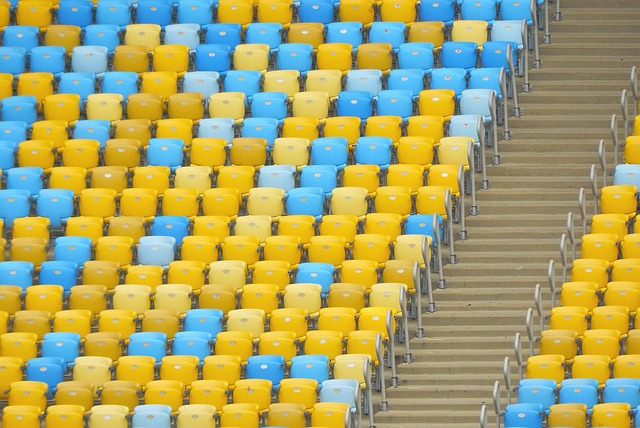 肃然起敬 肃然起敬